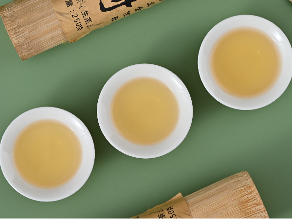 普洱茶湯色